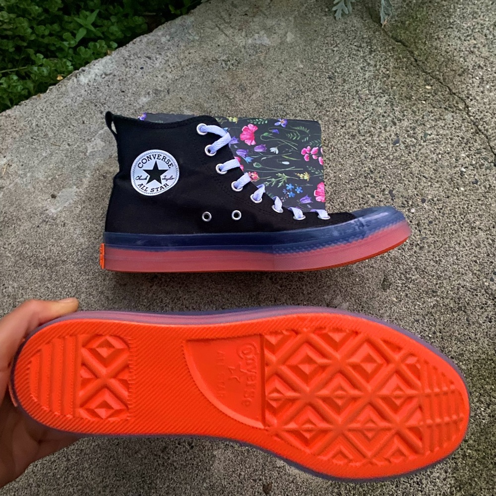 Brand New black w/ orange bottom high-top Converse